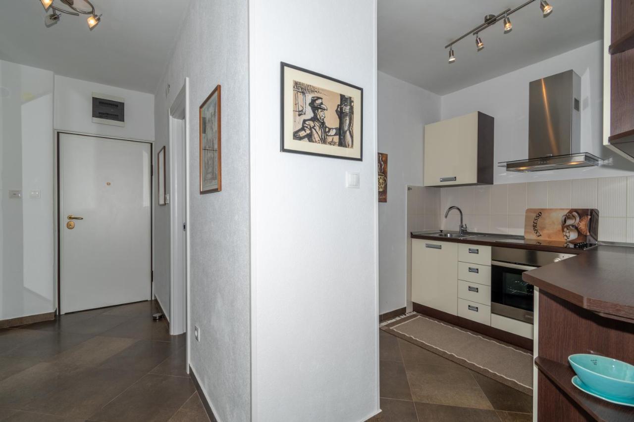 Trstenik Beach Apartment Split Dış mekan fotoğraf